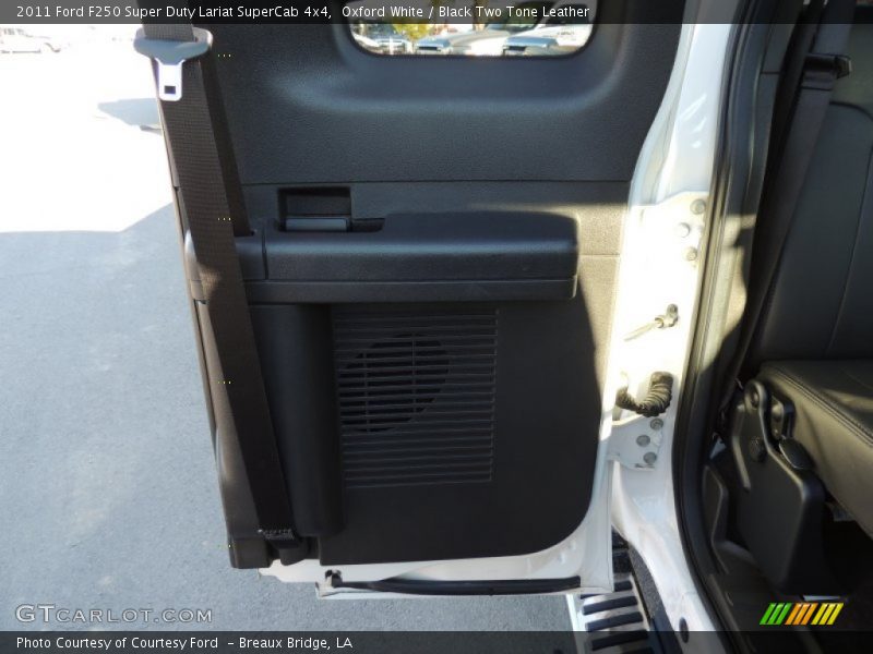 Oxford White / Black Two Tone Leather 2011 Ford F250 Super Duty Lariat SuperCab 4x4