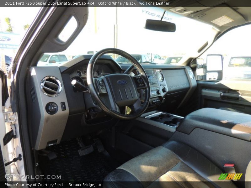 Oxford White / Black Two Tone Leather 2011 Ford F250 Super Duty Lariat SuperCab 4x4
