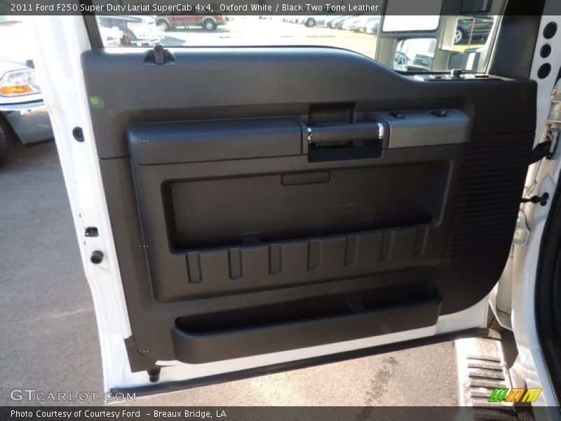 Oxford White / Black Two Tone Leather 2011 Ford F250 Super Duty Lariat SuperCab 4x4