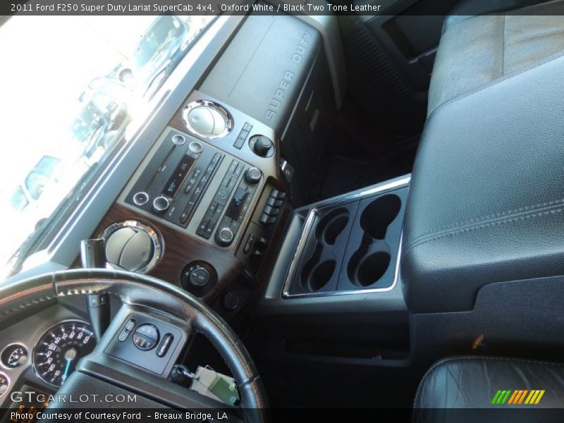 Oxford White / Black Two Tone Leather 2011 Ford F250 Super Duty Lariat SuperCab 4x4