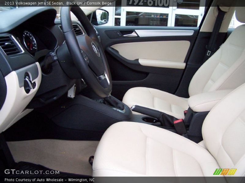 Black Uni / Cornsilk Beige 2013 Volkswagen Jetta SE Sedan