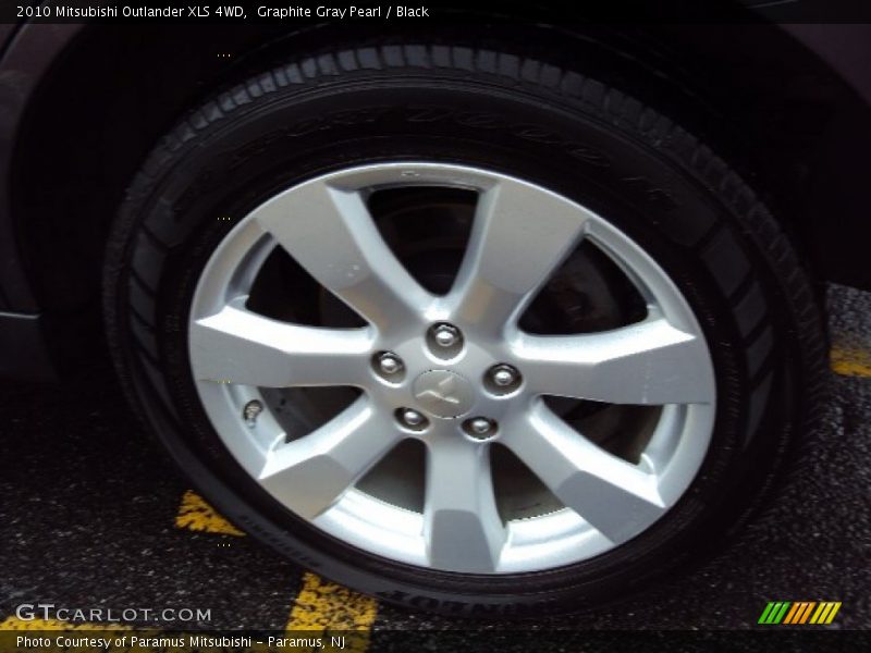 Graphite Gray Pearl / Black 2010 Mitsubishi Outlander XLS 4WD