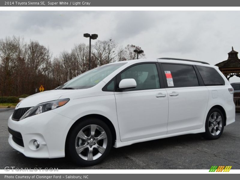  2014 Sienna SE Super White