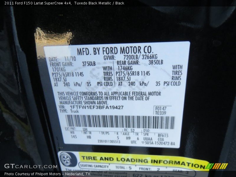 Tuxedo Black Metallic / Black 2011 Ford F150 Lariat SuperCrew 4x4