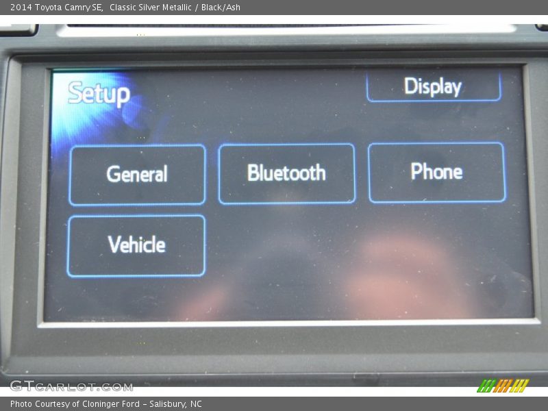 Classic Silver Metallic / Black/Ash 2014 Toyota Camry SE