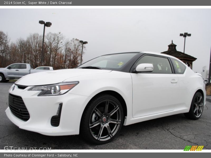 Super White / Dark Charcoal 2014 Scion tC