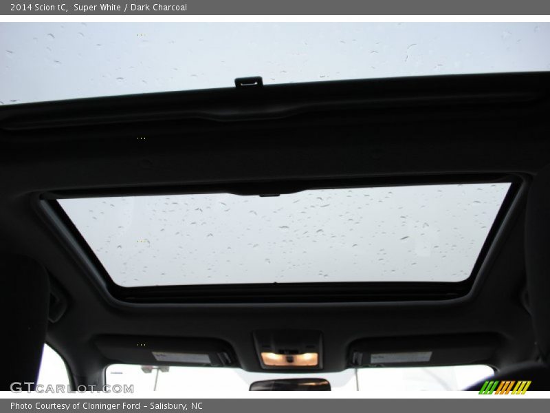 Super White / Dark Charcoal 2014 Scion tC
