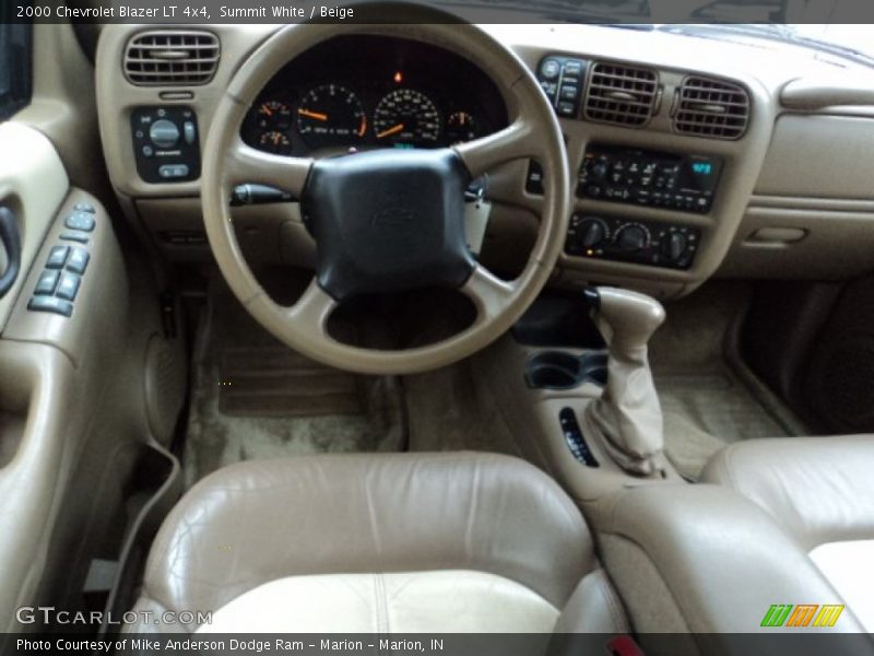 Summit White / Beige 2000 Chevrolet Blazer LT 4x4