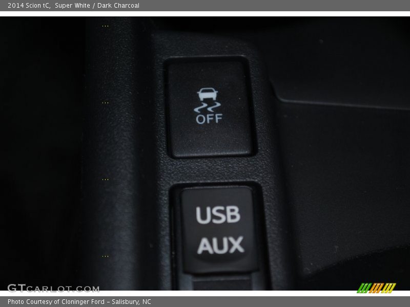 Super White / Dark Charcoal 2014 Scion tC