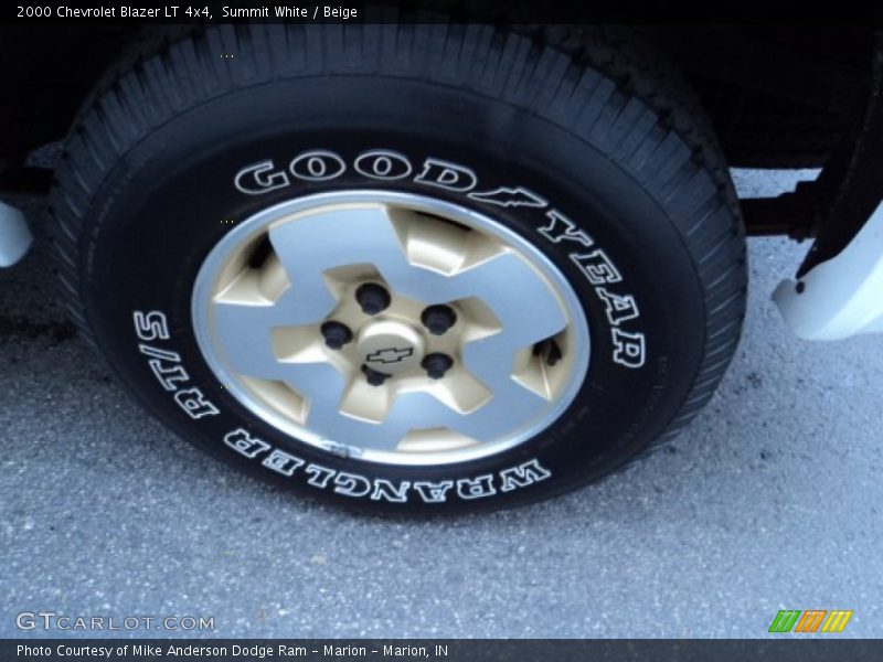 Summit White / Beige 2000 Chevrolet Blazer LT 4x4