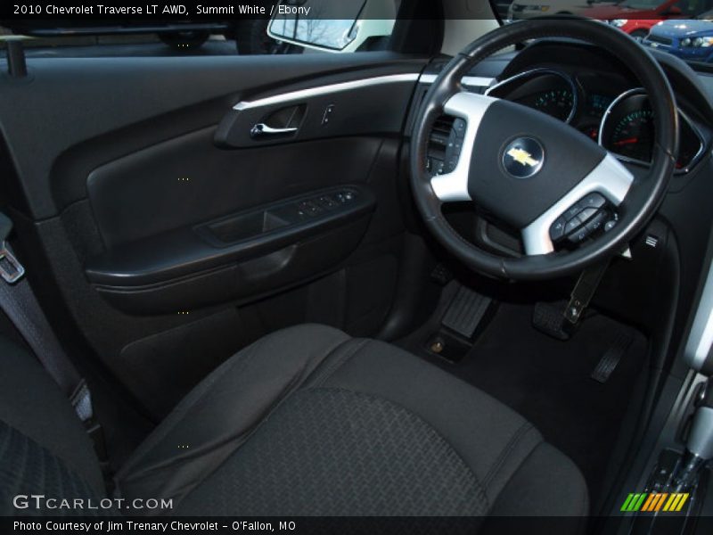 Summit White / Ebony 2010 Chevrolet Traverse LT AWD