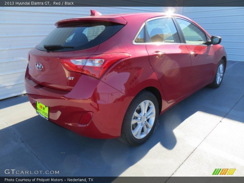 Red / Black 2013 Hyundai Elantra GT