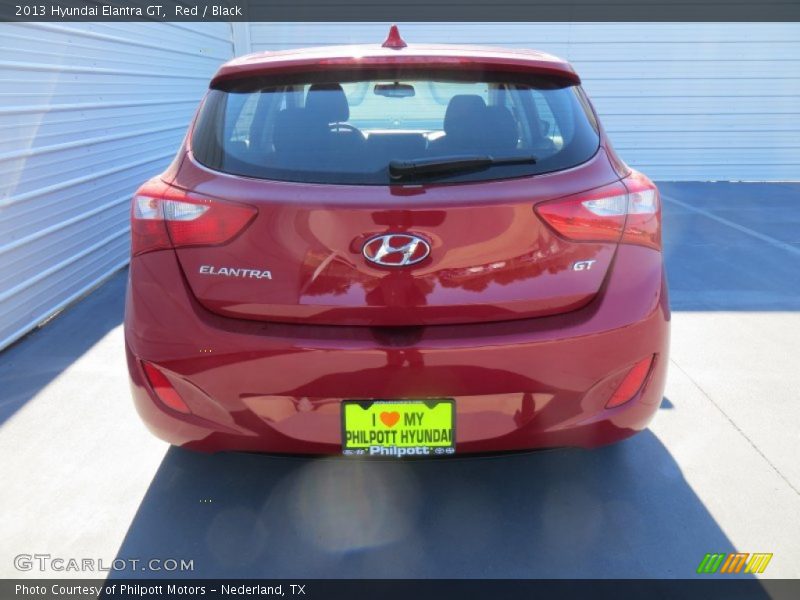 Red / Black 2013 Hyundai Elantra GT