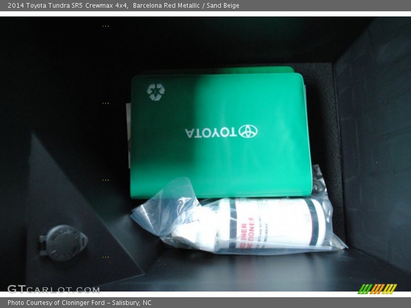 Barcelona Red Metallic / Sand Beige 2014 Toyota Tundra SR5 Crewmax 4x4