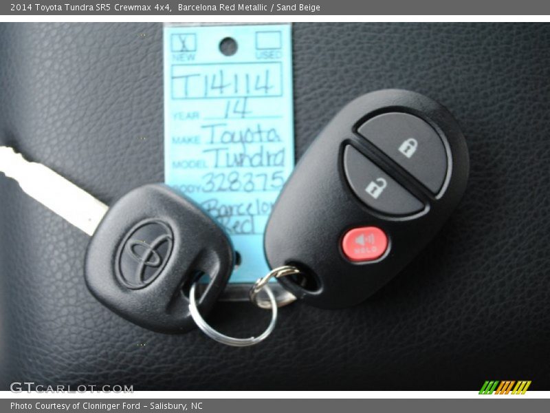 Barcelona Red Metallic / Sand Beige 2014 Toyota Tundra SR5 Crewmax 4x4