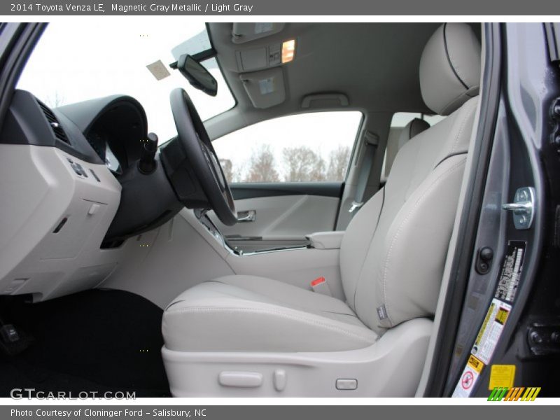 Magnetic Gray Metallic / Light Gray 2014 Toyota Venza LE
