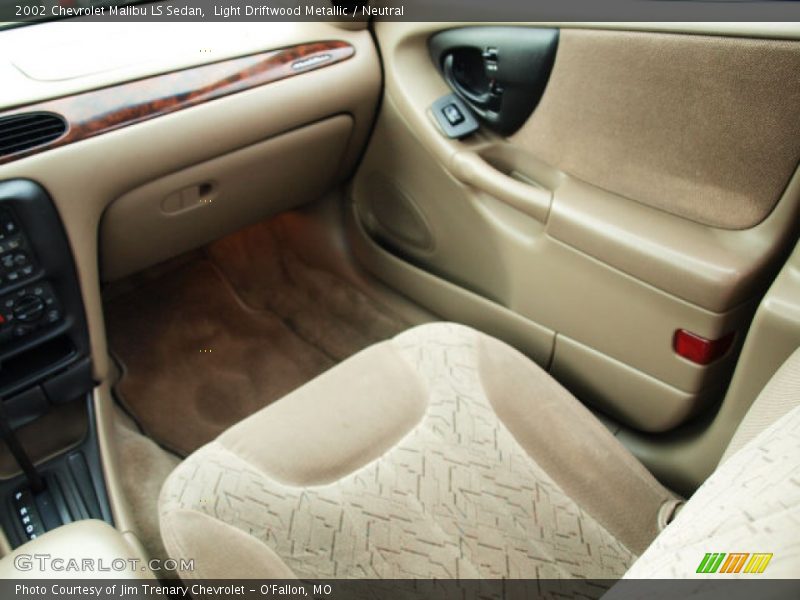 Light Driftwood Metallic / Neutral 2002 Chevrolet Malibu LS Sedan