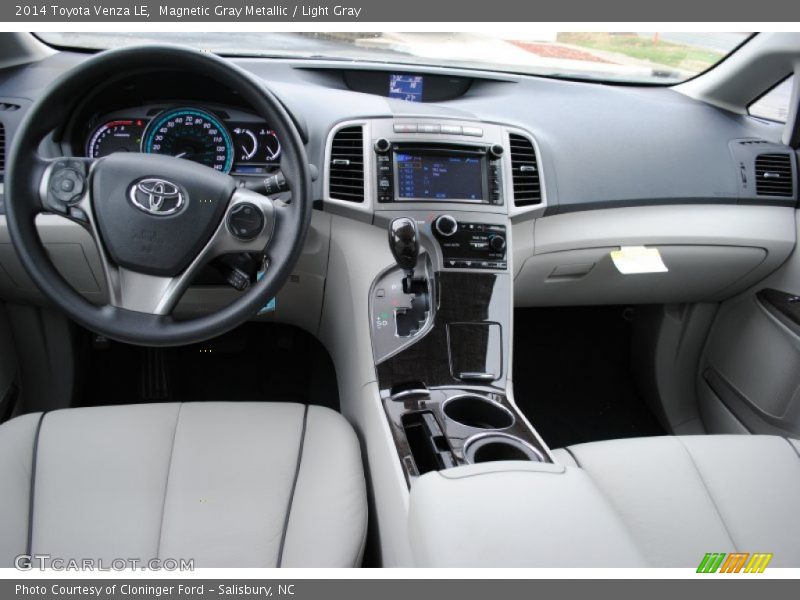 Dashboard of 2014 Venza LE