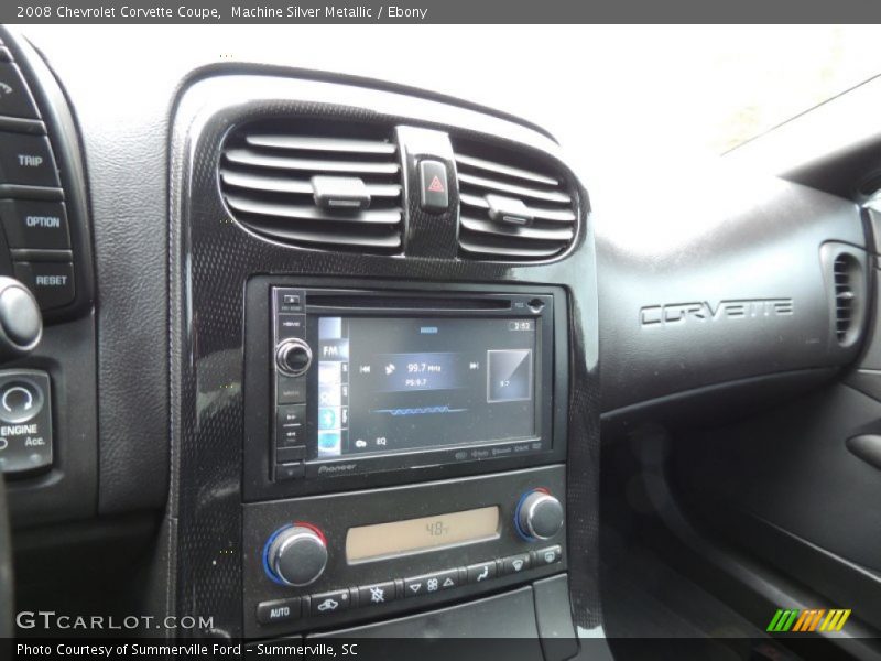 Controls of 2008 Corvette Coupe
