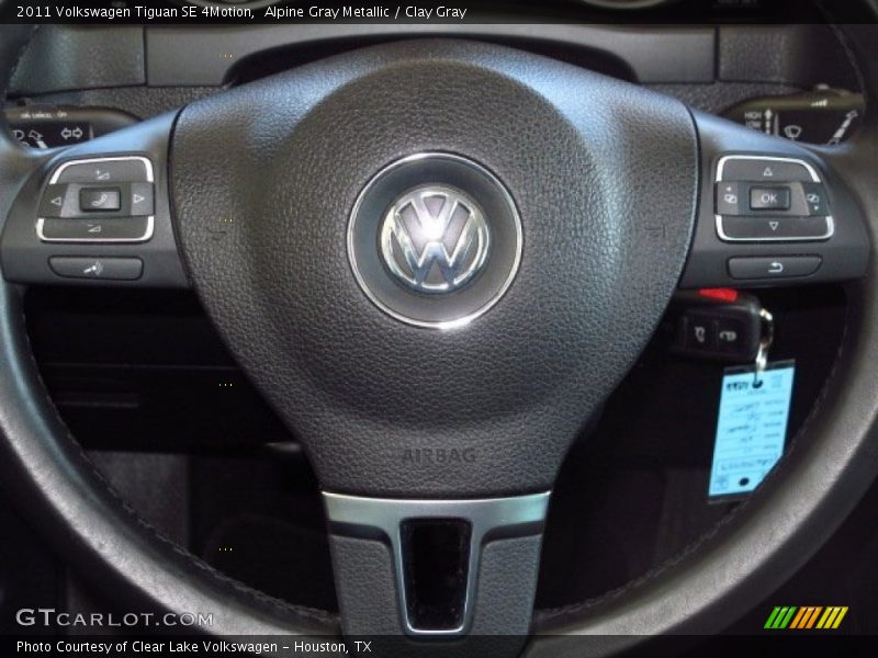 Alpine Gray Metallic / Clay Gray 2011 Volkswagen Tiguan SE 4Motion