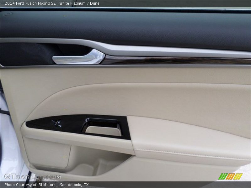 White Platinum / Dune 2014 Ford Fusion Hybrid SE