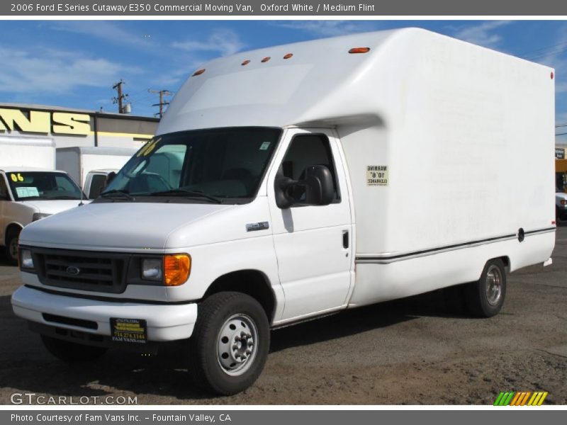 Oxford White / Medium Flint 2006 Ford E Series Cutaway E350 Commercial Moving Van