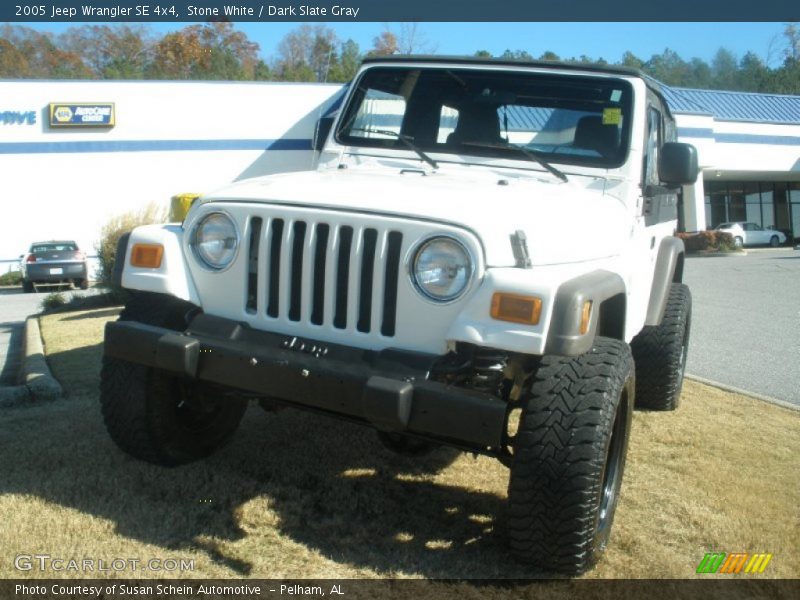 Stone White / Dark Slate Gray 2005 Jeep Wrangler SE 4x4