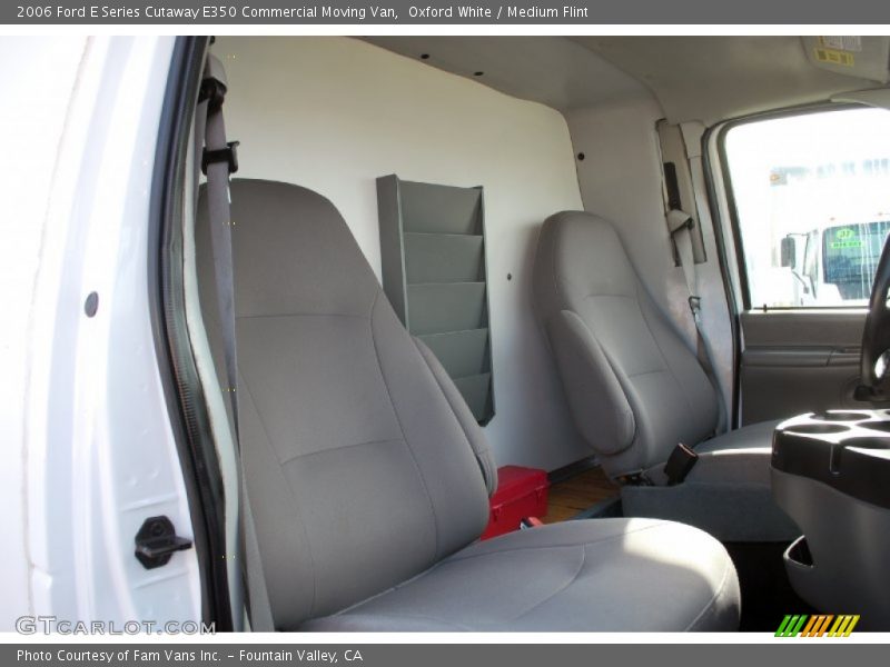 Oxford White / Medium Flint 2006 Ford E Series Cutaway E350 Commercial Moving Van