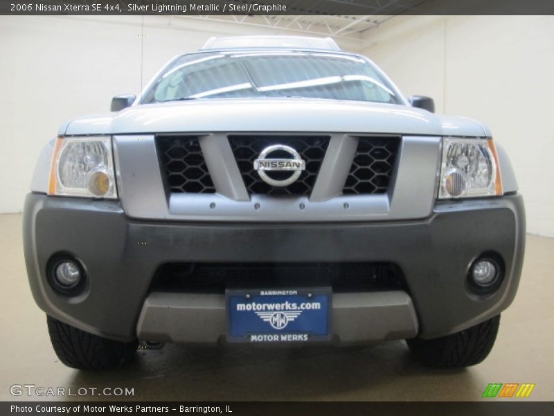 Silver Lightning Metallic / Steel/Graphite 2006 Nissan Xterra SE 4x4