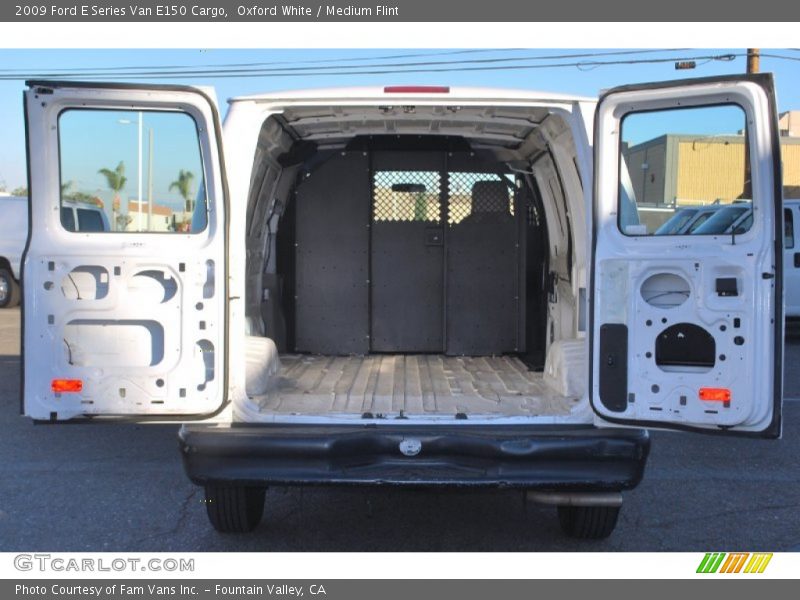 Oxford White / Medium Flint 2009 Ford E Series Van E150 Cargo