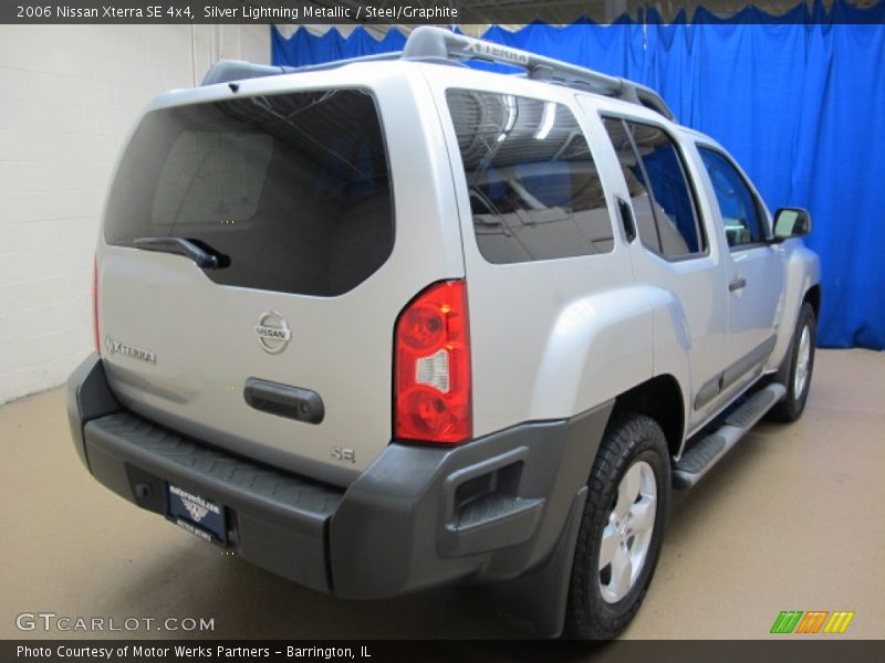 Silver Lightning Metallic / Steel/Graphite 2006 Nissan Xterra SE 4x4