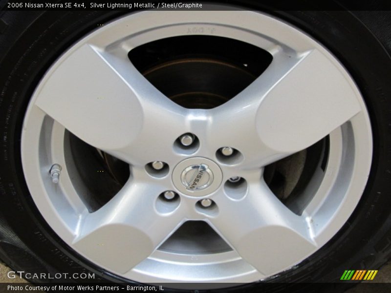 Silver Lightning Metallic / Steel/Graphite 2006 Nissan Xterra SE 4x4