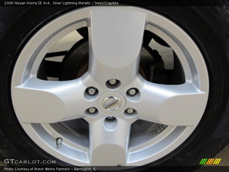 Silver Lightning Metallic / Steel/Graphite 2006 Nissan Xterra SE 4x4