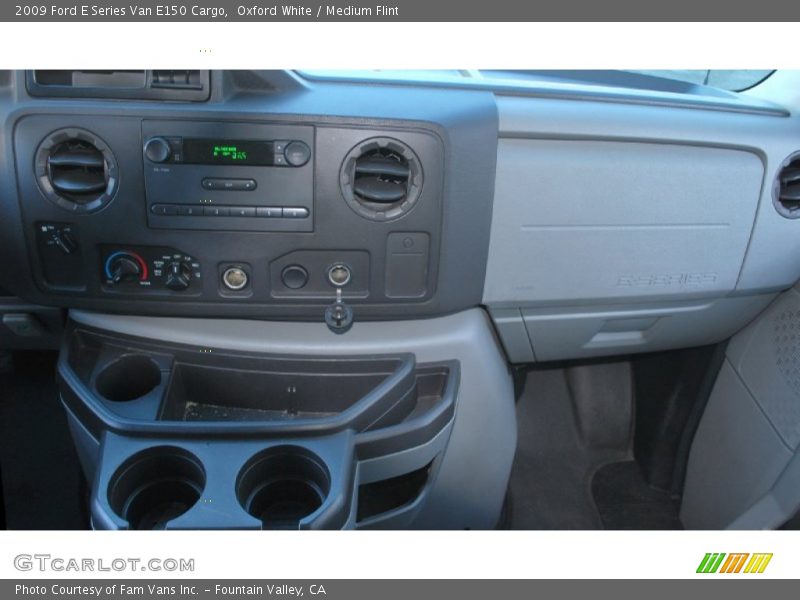 Oxford White / Medium Flint 2009 Ford E Series Van E150 Cargo