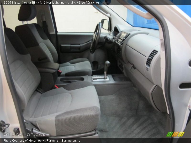 Silver Lightning Metallic / Steel/Graphite 2006 Nissan Xterra SE 4x4