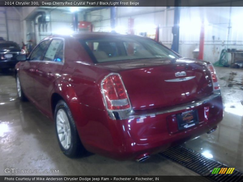 Deep Cherry Red Crystal Pearl / Black/Light Frost Beige 2014 Chrysler 300