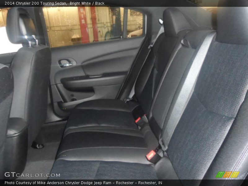 Bright White / Black 2014 Chrysler 200 Touring Sedan