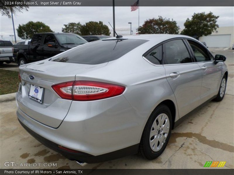 Ingot Silver / Earth Gray 2014 Ford Fusion S
