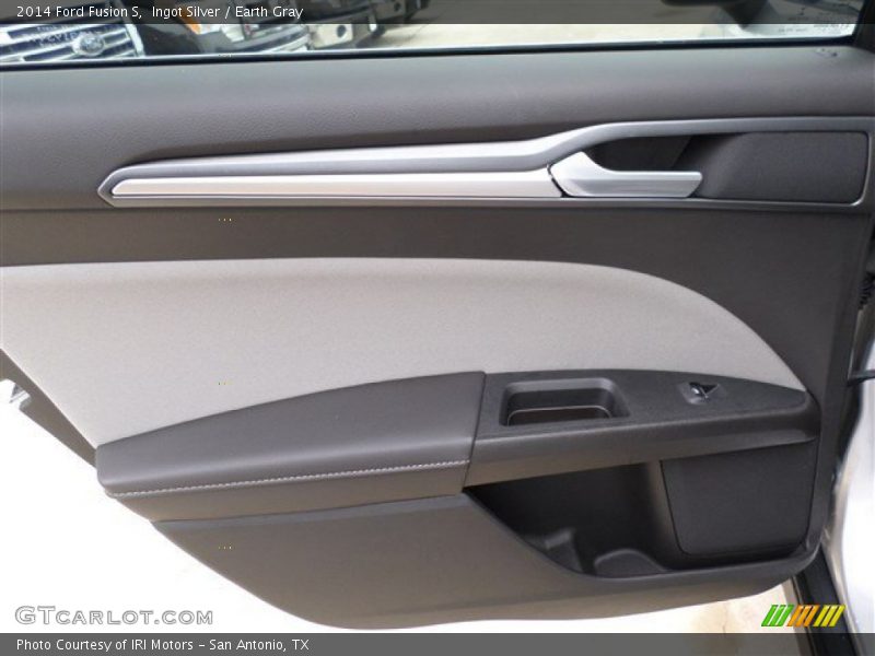 Ingot Silver / Earth Gray 2014 Ford Fusion S