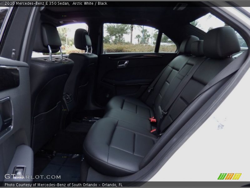 Arctic White / Black 2010 Mercedes-Benz E 350 Sedan