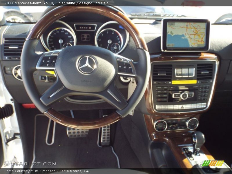 Dashboard of 2014 G 550