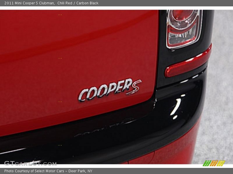 Chili Red / Carbon Black 2011 Mini Cooper S Clubman
