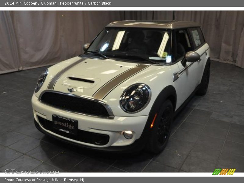 Pepper White / Carbon Black 2014 Mini Cooper S Clubman