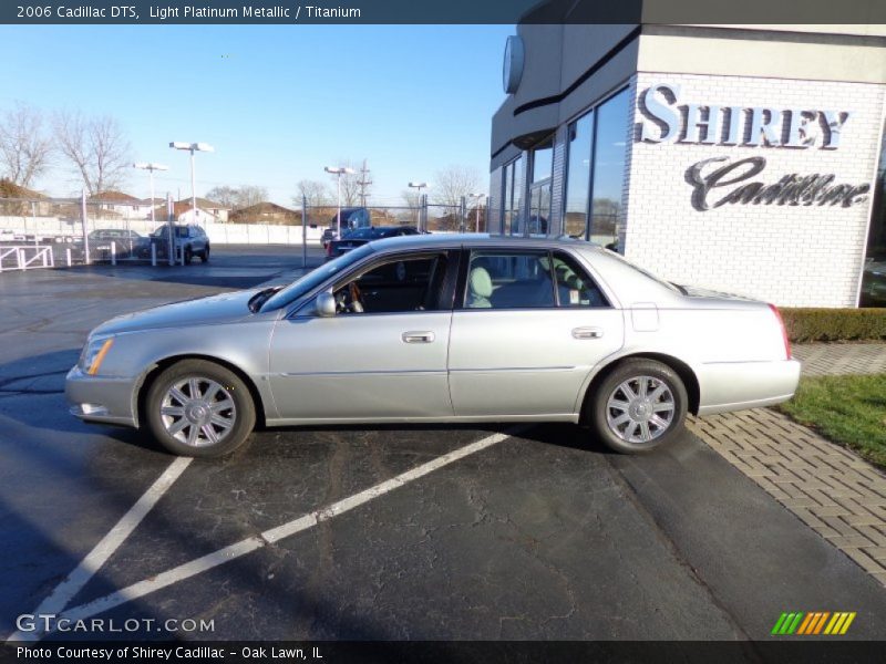 Light Platinum Metallic / Titanium 2006 Cadillac DTS