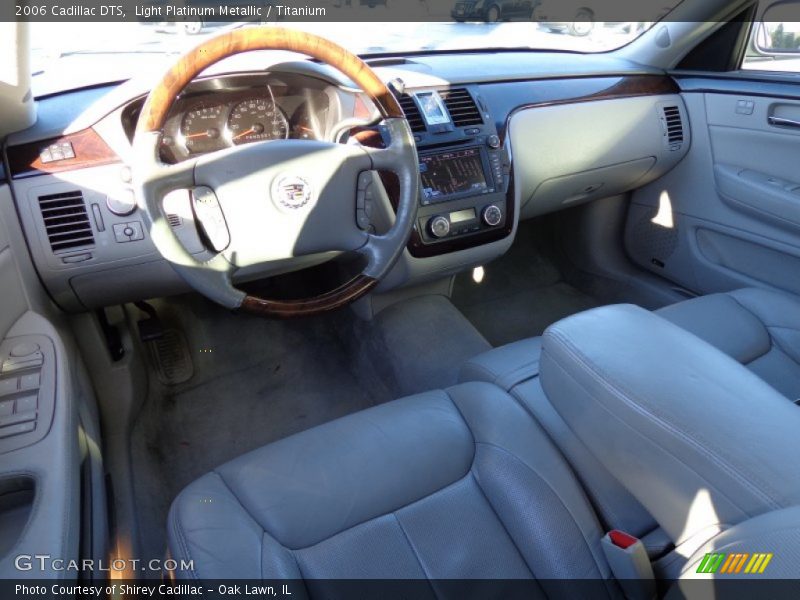 Light Platinum Metallic / Titanium 2006 Cadillac DTS