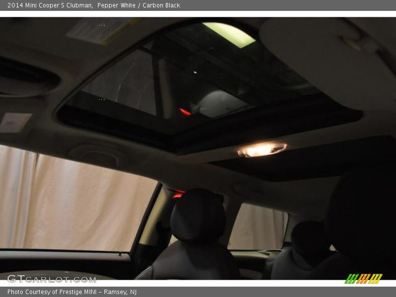 Pepper White / Carbon Black 2014 Mini Cooper S Clubman