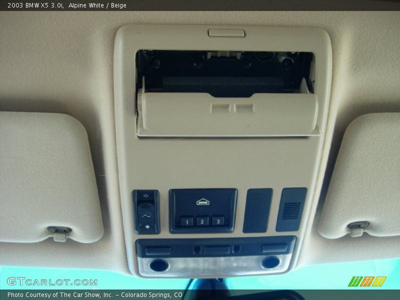 Alpine White / Beige 2003 BMW X5 3.0i