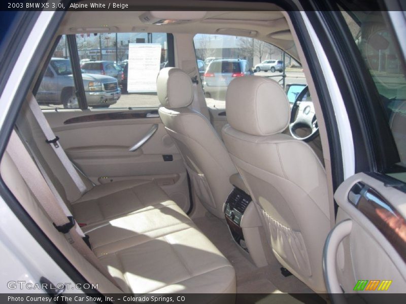 Alpine White / Beige 2003 BMW X5 3.0i