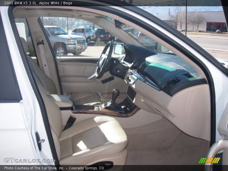 Alpine White / Beige 2003 BMW X5 3.0i