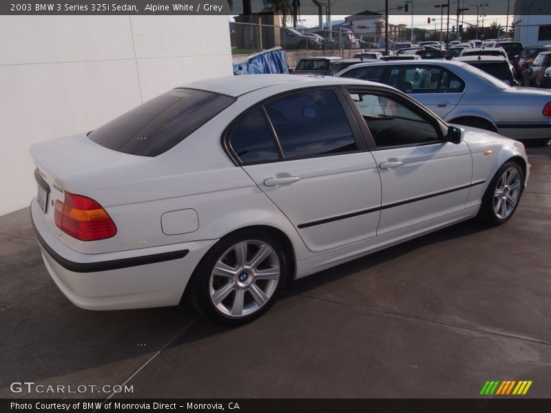 Alpine White / Grey 2003 BMW 3 Series 325i Sedan